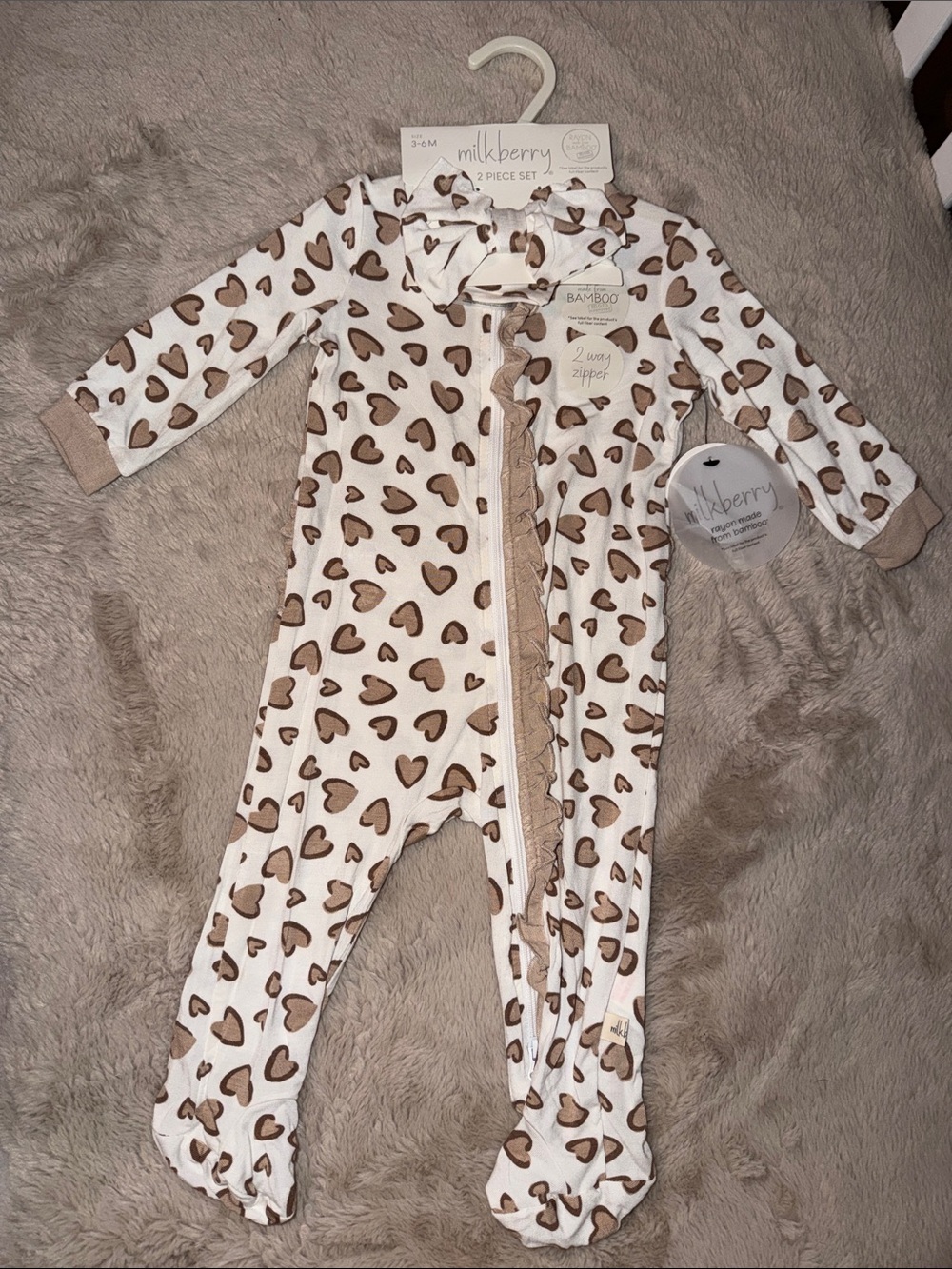 Milkberry bamboo 2 piece set baby girl 3-6 months 2 way zip with ruffle bottom